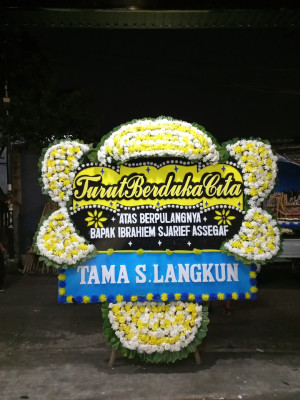 Papan Bunga Duka di Luas